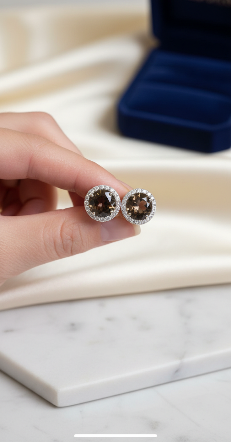 Smoky Quartz Etoile Noire Stud Earrings